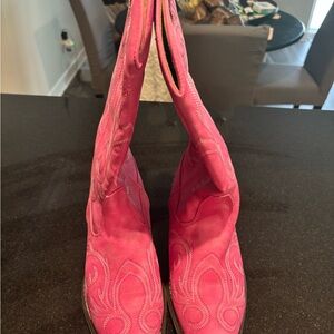 Pink Western Boots by Roeper